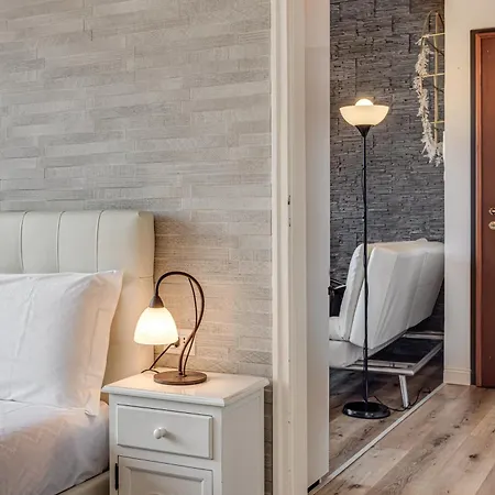 My - Sweet Dreams In Apartment *